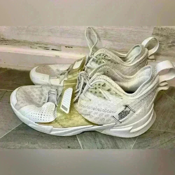 Nike Air Jordan Why Not Zer0.3 White Metallic 2020 Men's Size 12 - Picture 1 of 10